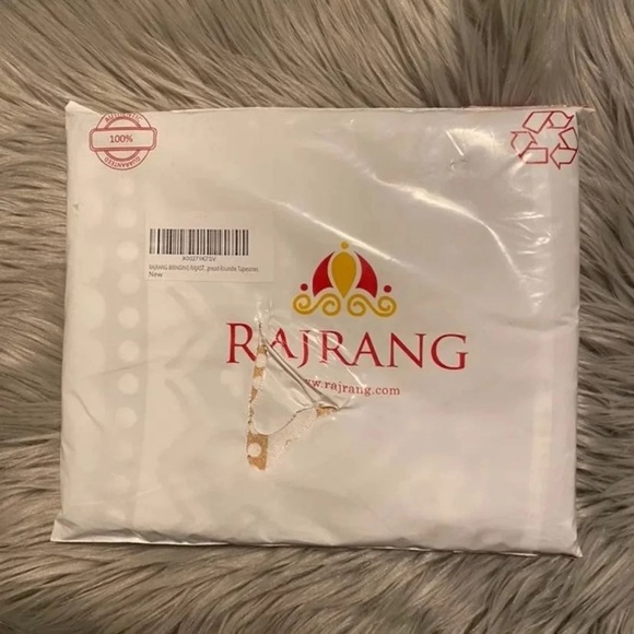 ❌SOLD❌ Mandala Gold & White 72” Round Cotton Tapestry - Picture 5 of 5